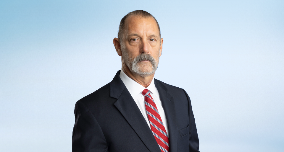 portrait photo of Scott Tippett