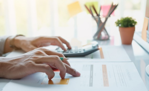 Legal Fees – Deductible as Ordinary Business Expenses or Capitalized?