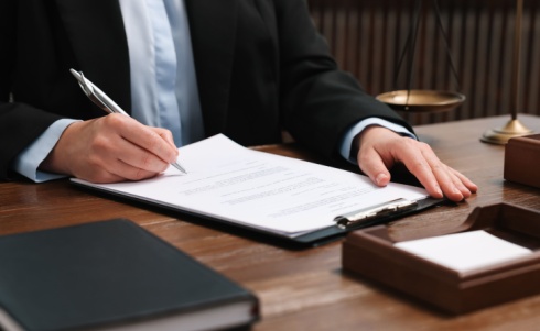 Five Things to Know About Hiring a Litigator