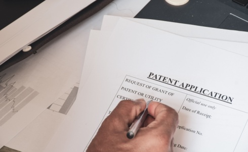 Patents and the FDA: Four Critical Considerations Medical Device Companies Must Know to Successfully Introduce New Products into the Market