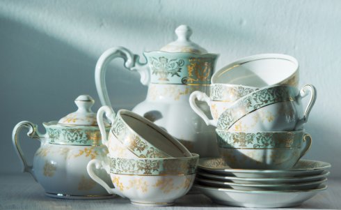 More Than Money: Planning for Jewelry, China, and Sentimental Belongings