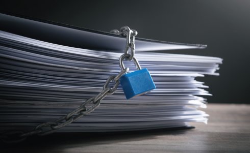 Keeping Divorce Out of the Spotlight