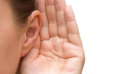 The Pause Before the Pitch: Why Listening Changes Business Development